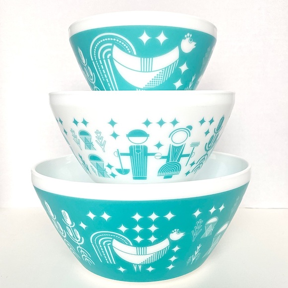 SOLD Pyrex 100th Anniversary Bowl Set Vintage Charm Rise & Shine Amish Blue - Picture 2 of 9
